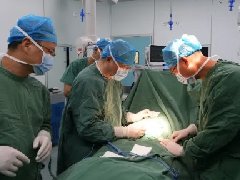 酒精成瘾，戒酒困难？红河州第二人民医院“戒酒芯片”植入手术帮你摆脱酒瘾