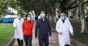 建水县人民政府县长钟红莊一行莅临我院调研疫情防控及医院建设工作