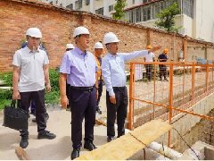 建水县人民政府县长钟红荘现场调研红河州优抚医院建设项目安全生产工作