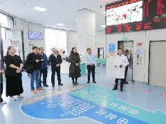 健康报社副总经理周倩一行深入红河州第二人民医院调研交流